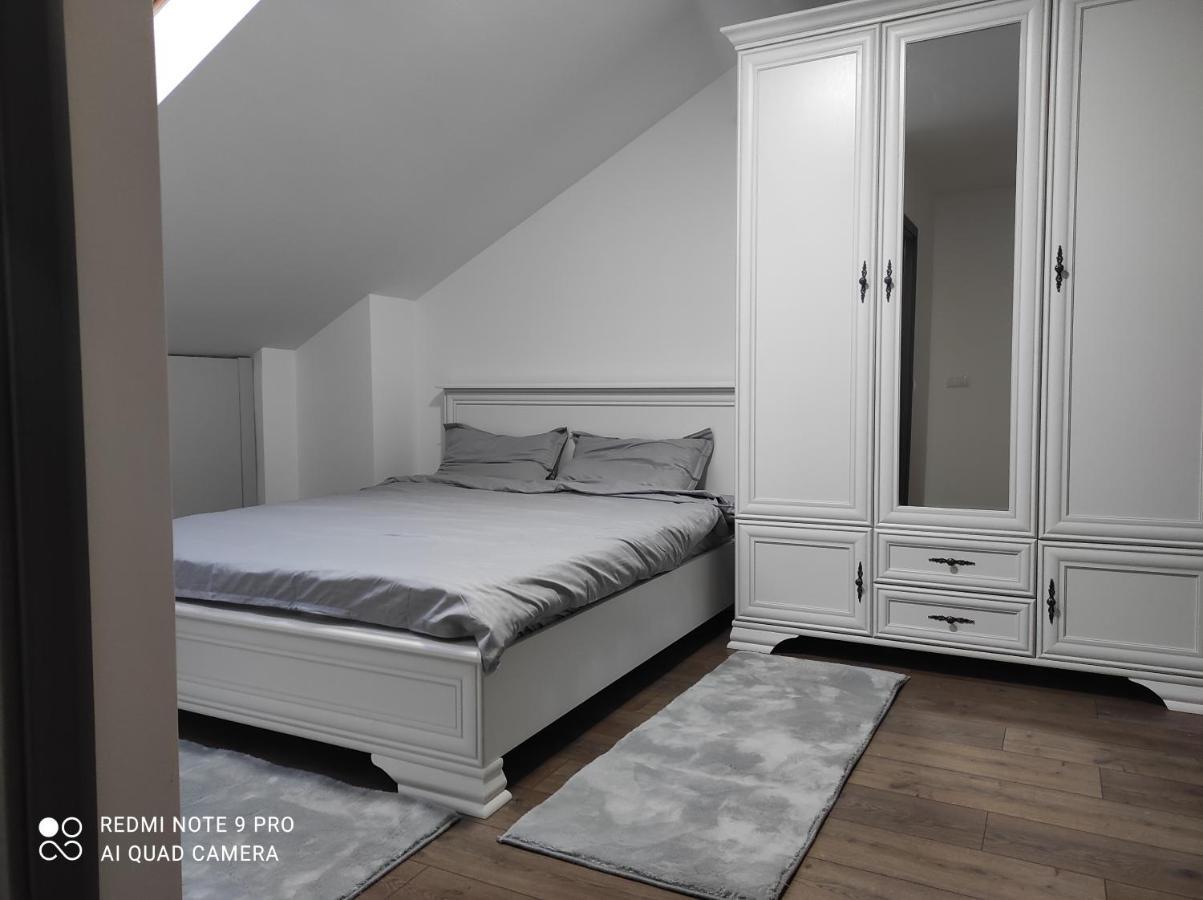 Cozy Loft Apartament Sighetu Marmatiei Bagian luar foto