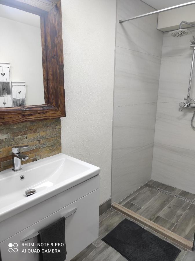 Cozy Loft Apartament Sighetu Marmatiei Bagian luar foto